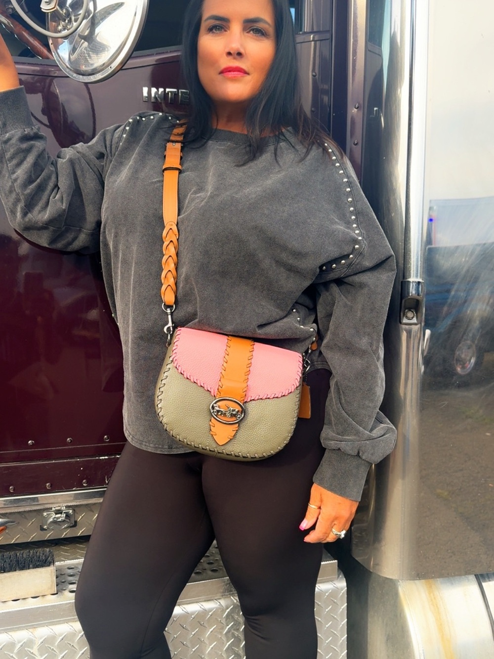 Coach Colorblock Leather Crossbody Bag in Pink, Tan & Olive LIKE NEW - Picture 2 of 9